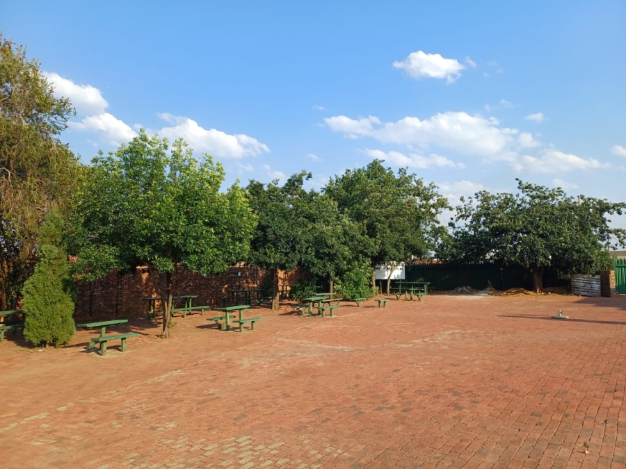 Commercial Property for Sale in Ikageng North West